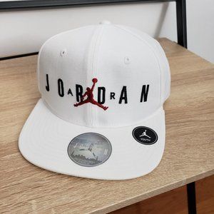 Nike Boy's Air Jordan Jumpman Snapback Cap Hat One Size White